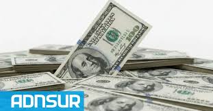 ¿A cuánto cotizó el dólar oficial este viernes en Argentina?