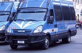 Tensione a San Lorenzo: 100 al presidio anarchico per Cospito e vittime esplosione agli Acquedotti