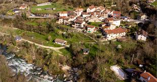 Photo Mon beau village 2023. Votez pour le plus beau village de la rgion ...