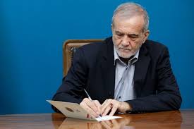 علی خامنه ای