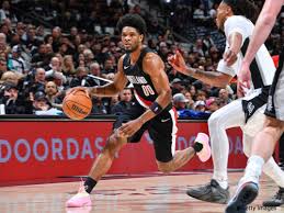 第4Qに14点差を逆転したブレイザーズが1勝目…連勝逃したスパーズはウェンバンヤマにアクシデント（バスケットボールキング）