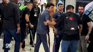 Vasco em Alerta: Tchê Tchê se Lesiona e Preocupa Torcida! - Imagen principal del artículo