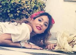 Résultat de recherche d'images pour "martina stoessel"