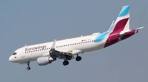 Flieger von Köln-Bonn nach Mallorca: Auf einmal qualmt es - Notlandung!