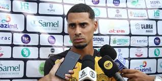Fabinho exalta números do Amazonas FC em finais: 'Clube muito grande'