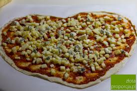 Znalezione obrazy dla zapytania pizza z pieca kamiennego biedronka