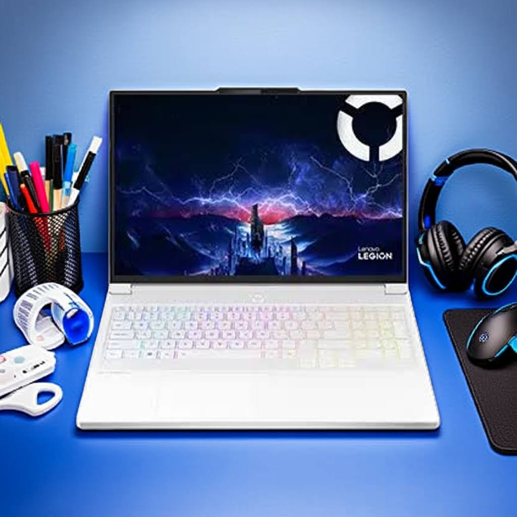 Lenovo Legion 7i Gen 10 (16” Intel) Processore Intel® Core™ Ultra 9 275HX (E-core fino a 4,6 GHz P-core fino a 5,4 GHz)/Windows 11 Home 64/1 TB SSD M.2 2242 PCIe Gen4 TLC