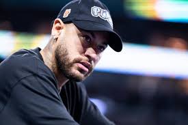 Mercato : Fenerbahçe tente un coup audacieux avec Neymar !