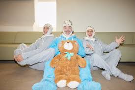 Ca7riel and Paco Amoroso drop new song featuring Jack Black