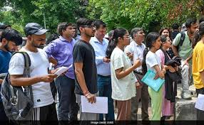 NEET UG 2026 Exam Tomorrow At 2 PM: Check Exam Checklist, Reporting Time, Important Documents