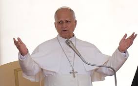 ¿Guerra santa digital? Grupo católico 'antimoderno' usa el internet para desafiar al Papa León XIV; podrían se