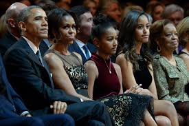 Michelle and Barack Obama Mourn the Heartbreaking Loss of a “Cherished Member” of Their Family