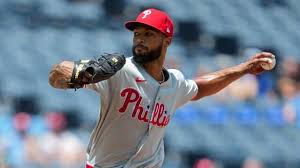 Today's top games to watch, best bets, odds: Marlins vs. Astros, Dodgers vs. Phillies and more