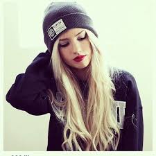 Résultat de recherche d'images pour "fille swag"