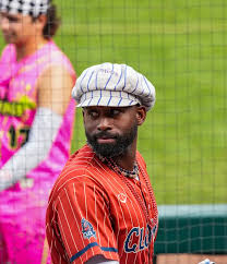 Jackie Bradley Jr. influences the Indianapolis Clowns' gameplay