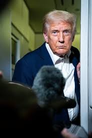 Trump: ¿Hegemonía Monetizada? Revelaciones sobre su Política Exterior