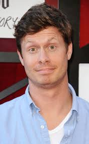 Anders Holm Jason LaVeris/FilmMagic - rs_634x1024-140109085128-634.Anders-Holm-Wife-Emma-Baby.jl.010914_copy