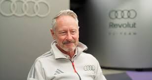 Chefe da Audi elogia dedicação e cita evolução "fantástica" de Bortoleto em 2026