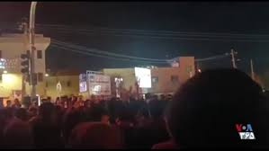شعار معترضان در نورآباد: خامنه‌ای قاتله، حکومتش باطله - پنج‌شنبه ۱۱ دی