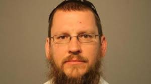 Rabbi Aryeh Leib “Larry” Dodovitz, 45-year-old messianist Chabad rabbi from the Chicago neighborhood of West Rogers Park, was arrested Saturday and charged ... - 6a00d83451b71f69e201910295aa2f970c-400wi