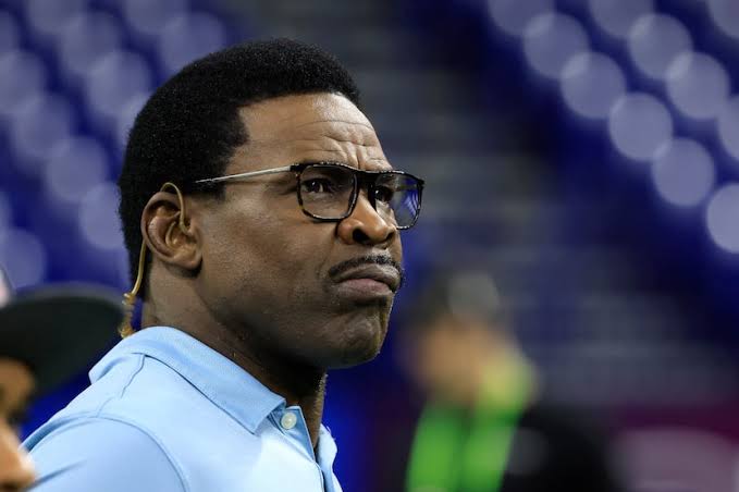 Michael Irvin’s TV return may be delayed, but the ice on his career is  thawing