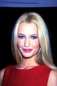 Karen Mulder Modeling Photos. Is this Karen Mulder the Model? Share your thoughts on this image? - karen-mulder-modeling-photos-100249727