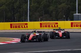 F1: Hamilton supera Leclerc após duelo intenso no GP da China