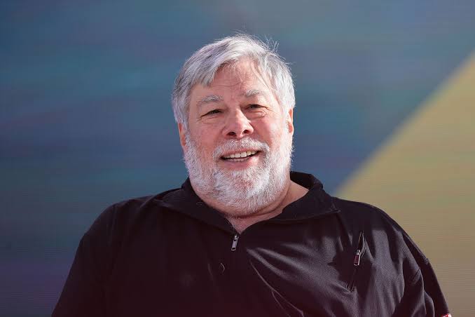 Apple co-founder Steve Wozniak hospitalized in Mexico City, source says |  CNN Business