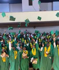 Shakira destaca la educación como su mayor regalo de Navidad