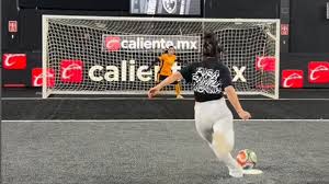 ¿Por quién hincha Alana Flores, la novia mexicana de Sebastián Cáceres, en Uruguay vs México? Mirá lo que dijo el zaguero sobre su pareja que la rompe pateando penales