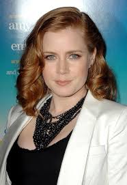 Amy Adams Wearing A Tom Binns Necklace Photograph - amy-adams-wearing-a-tom-binns-necklace-everett