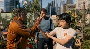 نقد فیلم Karate Kid: Legends | نمایشی تبلیغاتی در لباس رزمی
