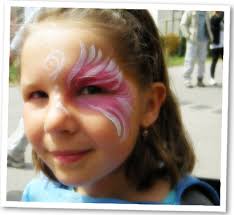 ... réalisés à main levée avec du maquillage et des peintures corporelles professionnelles. Ils sont éphémères et se retirent facilement à l&#39;eau savonneuse. - maquillage_enfant