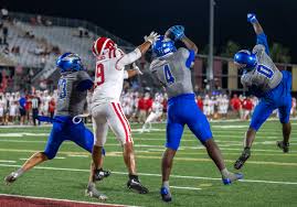 Santa Margarita football fends off Mater Dei with late interception