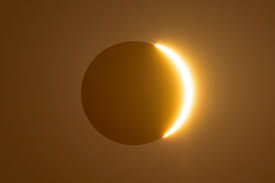 Arrive l'éclipse solaire la plus longue du siècle : le jour se transformera en nuit et ne se reproduira pas avant plus de 80 ans — Linternaute.com