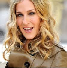 americana e ícone de estilo, Sarah Jessica Parker será a estrela dcampanha de inverno da marca MARIA.VALENTINA 2013. A sessão de fotos aconteceu no ... - 2013-01-18_201437