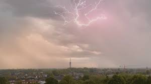 Onweersbuien zorgen plaatselijk voor overlast, code geel overal opgeheven
