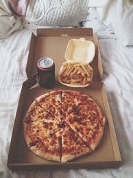 pizza you love me??????????? Images?q=tbn:ANd9GcSDoTU9fheu8iBWO6TkWwCUDBU8k4CUw3hAe1oPkUr4Uy6nYU-r