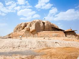 the Sialk Mounds of Kashan