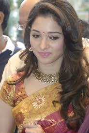 Tamil Actress Tamanna inaugurates Kalanikethan Showroom at Anna Nagar 2nd Avenue, near Roundtana. - tamanna_launches_kalanikethan_showroom_anna_nagar_chennai_6b522d5