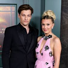 E! Online - News update