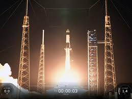 SpaceX Dragon Lifts Off for Thursday Cargo Delivery