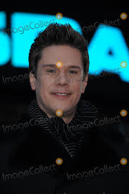 David Miller Photo - David Miller of the band Il Divo outside the NASDAQ MarketSite on &middot; David Miller of the band Il Divo outside the NASDAQ MarketSite on ... - 171edb7a68a8cc5