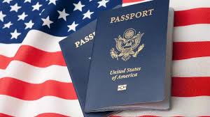 Por que os EUA caíram do 1º ao 10º lugar no ranking de passaportes fortes