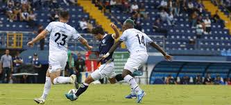 Estadio Jos&eacute; Rafael 'Fello' Meza - Cartagin&eacute;s en acci&oacute;n