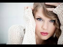 Resultado de imagem para fotos da taylor swift em back to december