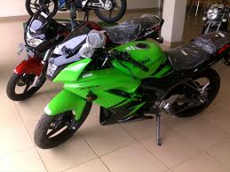 Hasil gambar untuk motor ninja keluaran 2016