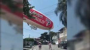 blimp crashes brazil