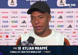 'Yamal's victim' Mbappé, major broadcast incident with profanity 'pss~' during live interview... "Winning brings glory, but losing means getting cursed in football"