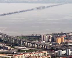 Image of Ponte Vasco da Gama Bridge Michel Virlogeux pictures
